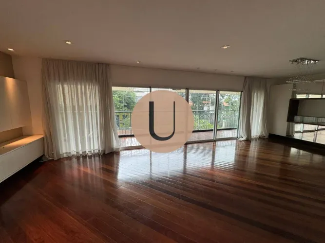 APARTAMENTO MOBILIADO À VENDA VILA MARIANA | 156 m² Localizado na charmosa Vila Mariana,