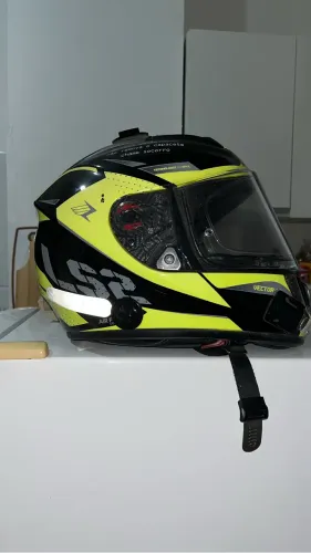 Capacete