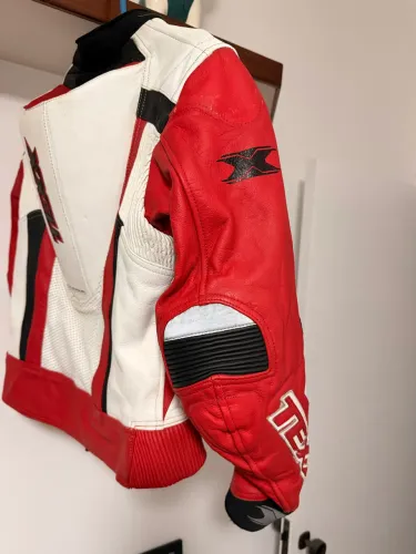 Jaqueta TEXX motociclista feminina de couro legítimo