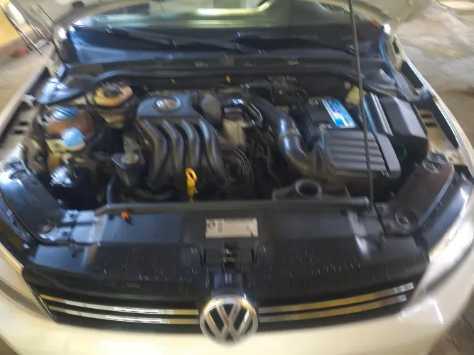 Volkswagen Jetta Comfortline 2.0 T.flex 8V 4P Tipt. 2013