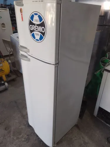 Geladeira Eletrolux compacta 127 volts !