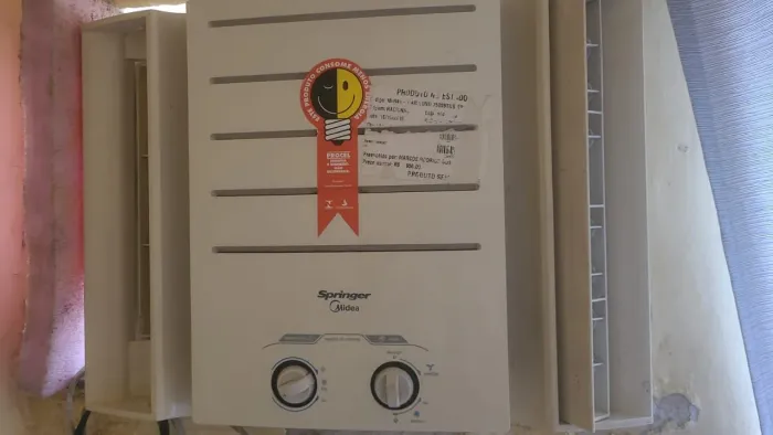 VENDENDO ESSE AR CONDICIONADO DE 7500 MIDEA PRINGER.