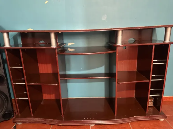 Rack Grande para Sala / TV - Madeira Marrom - Vários Nichos