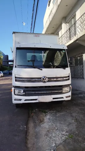 VOLKSWAGEN 11.180 WG 2020/2021 - BAÚ