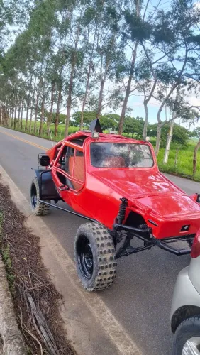 Vendo essa gaiola de trilha motor AP 1.8 pneus semi novo VL.19.500 ou troco também