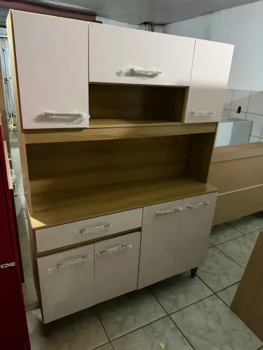 Armário de cozinha 7 portas