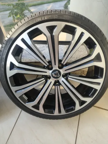 Roda aro 20 Corolla Altis