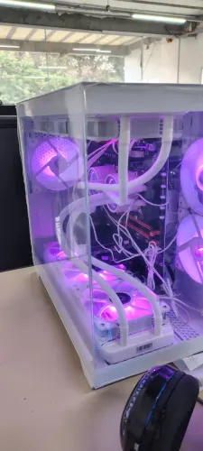 computador gamer X99 com 2 processadores e Placa de Video RD 580 com dois whater cooler