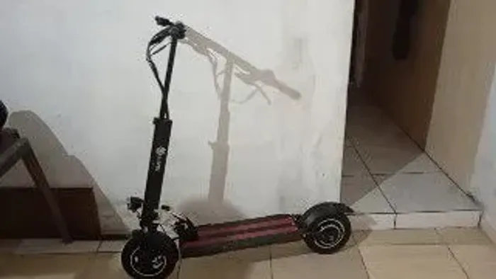 Patinete elétrica infanto juvenil