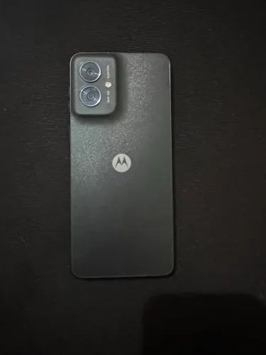 Moto G55 5G 256GB / 8GB RAM - 50MP OIS (Apenas trinco no vidro, 100% funcional)