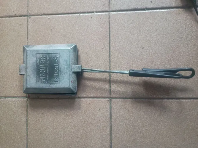 Sanduicheira de fogão