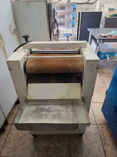 Modeladora de pão Gpaniz