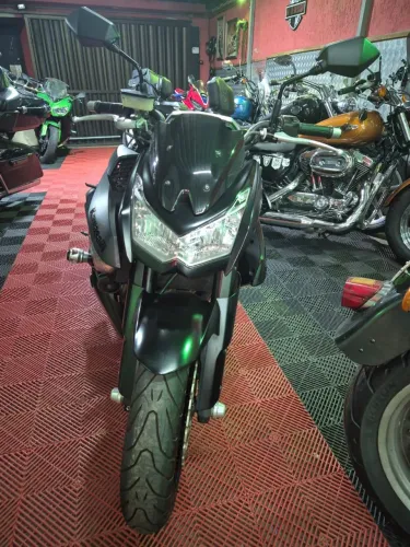 Vênde-se moto Kawasaki Z-1000 2013