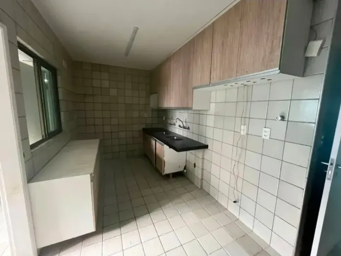 [ISABEL-93443] 4 qts- Beira Mar- Boa Viagem Vendo excelente apto-