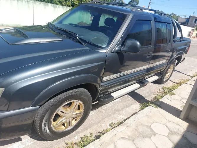 Chevrolet S10 Pick-up Exec. 2.8 4X4 CD TB Int.dies 2008