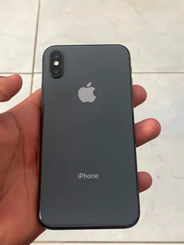 iPhone X