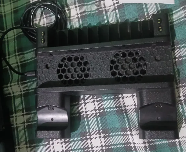 Base  Carregamento Vertical PS4 Dock Station 
