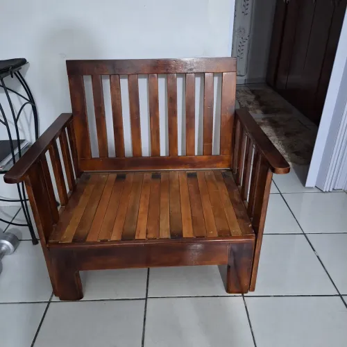 Poltrona Artesanal de Madeira - Retrátil