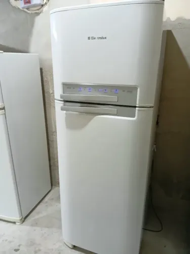 Geladeira Eletrolux 440 litros frostfree