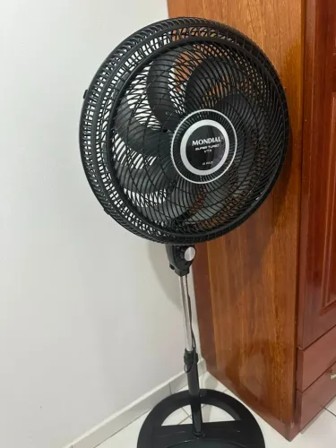 Ventilador de Coluna Mondial Super Turbo VTX 8 Pás - Excelente Estado