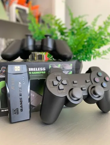 Videogame Stick M8 4K - 20 Mil Jogos + 2 Controles Sem Fio