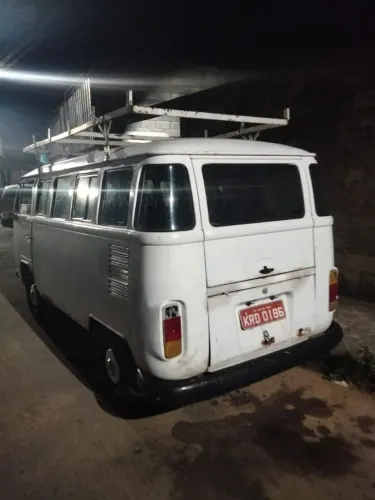 Volkswagen Kombi Standard/ Luxo/ Serie Prata (álcool) 1997