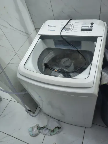Vendo máquina de lavar 17 kilos Electrolux