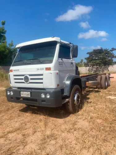 CAMINHAO VW 24.220 WORKER