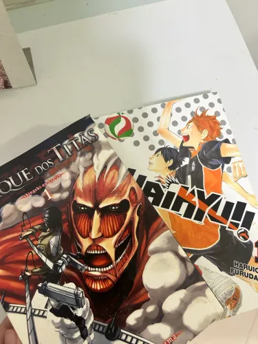 Mangás Ataque dos Titãs e Kaikyu!!