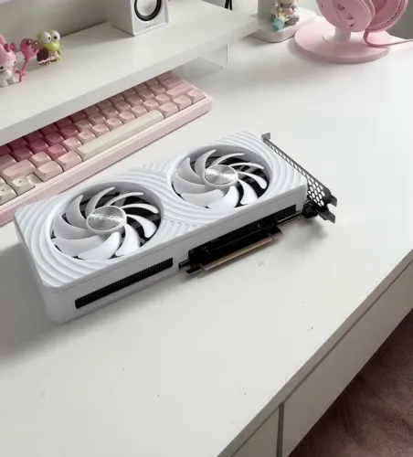 VENDO PLACA DE VIDEO NVIDIA 5060ti
