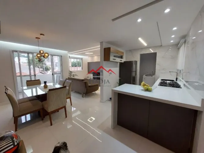 Apartamento à venda no Condomínio Royal Garden, em Jundiaí/SP.