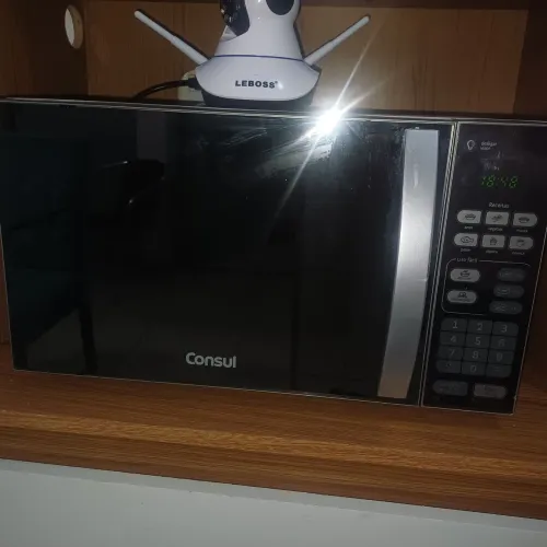 Micro-ondas Consul 20L Espelhado 220V - bom Estado