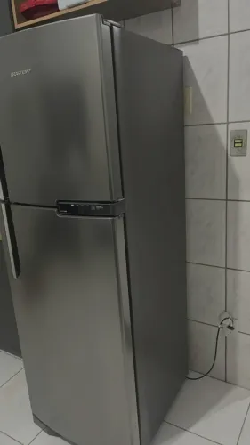 Vendo Geladeira Inox Brastemp 375 Litros