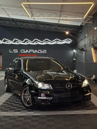Mercedes-Benz C-63 AMG 6.2 V8 Aut. 2014