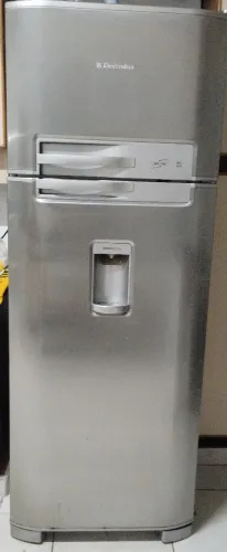 Geladeira Electrolux