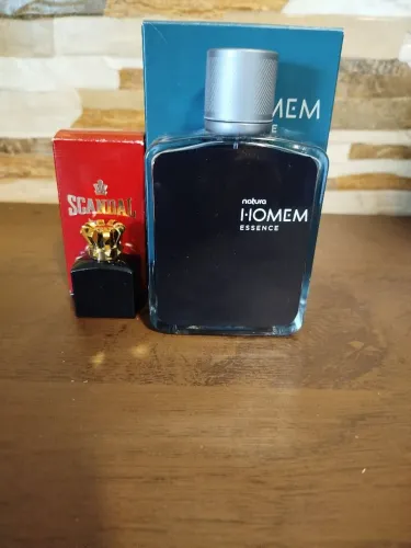 Perfume natura homem essence 100ml e miniatura scandal le parfum 7ml