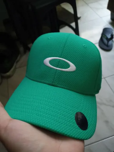 Boné da Oakley ellipse