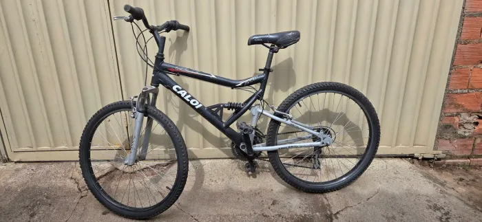 ?Bicicleta Caloi Aro 26 com Suspensão Dupla - Ótimo Estado