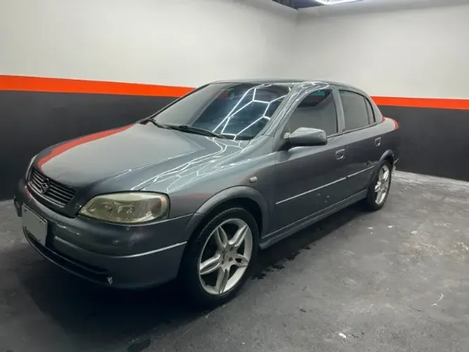 Chevrolet Astra GL Milenium 1.8 MPFI 4P 2001