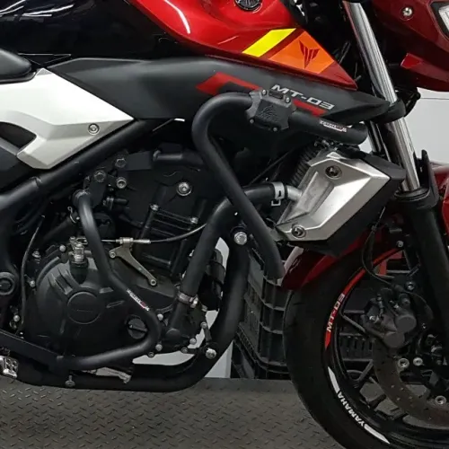 vendo protetor de motor e carenagem mt 03 coyote em excelente estado.