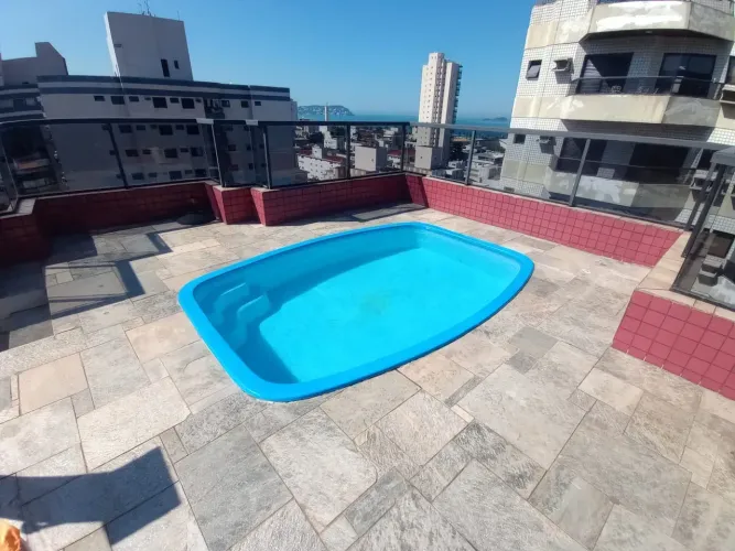 Cobertura com Vista para o Mar na Enseada Piscina Privativa e a Apenas 350 metros da Prai