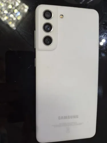 Celular S21 FE semi-novo