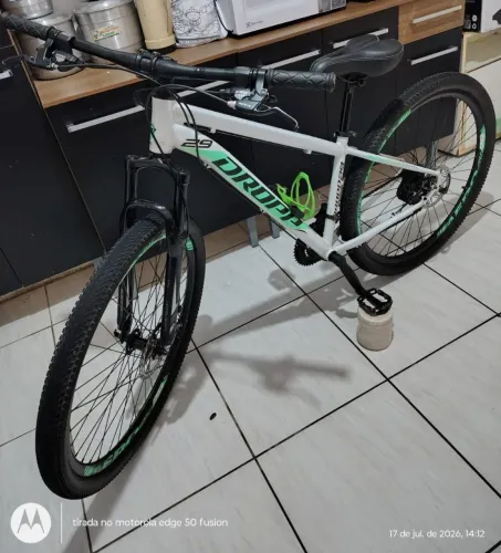 Bicicleta Dropp MTB alumínio aro 29 quadro 17. Promoção bike RS650