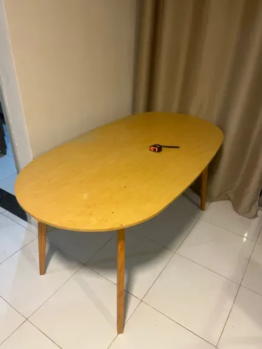 Mesa de jantar 160cm x 85cm