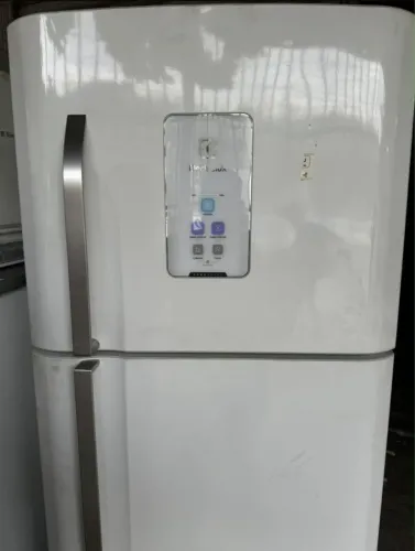 Geladeira frost free zerada funcionando perfeitamente 