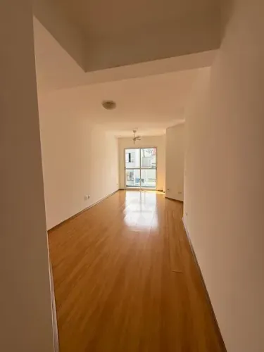Apto. 2 dorms com suite no B. Sto.Antonio próx. ao centro, terminal de trem e vias de ace