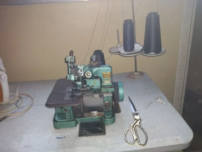 Máquina overlok