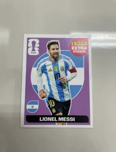 FIGURINHA EXTRA STICKER LIONEL MESSI (BORDO) LEGEND