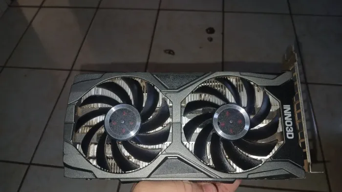 Placa de video GTX 1660 SUPER 6gb usada