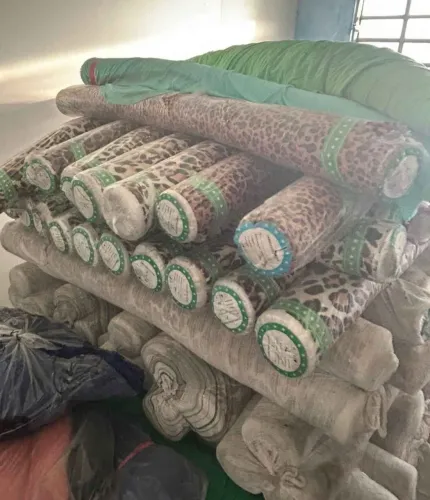 Vendo tecido viscose 10 reais o metro